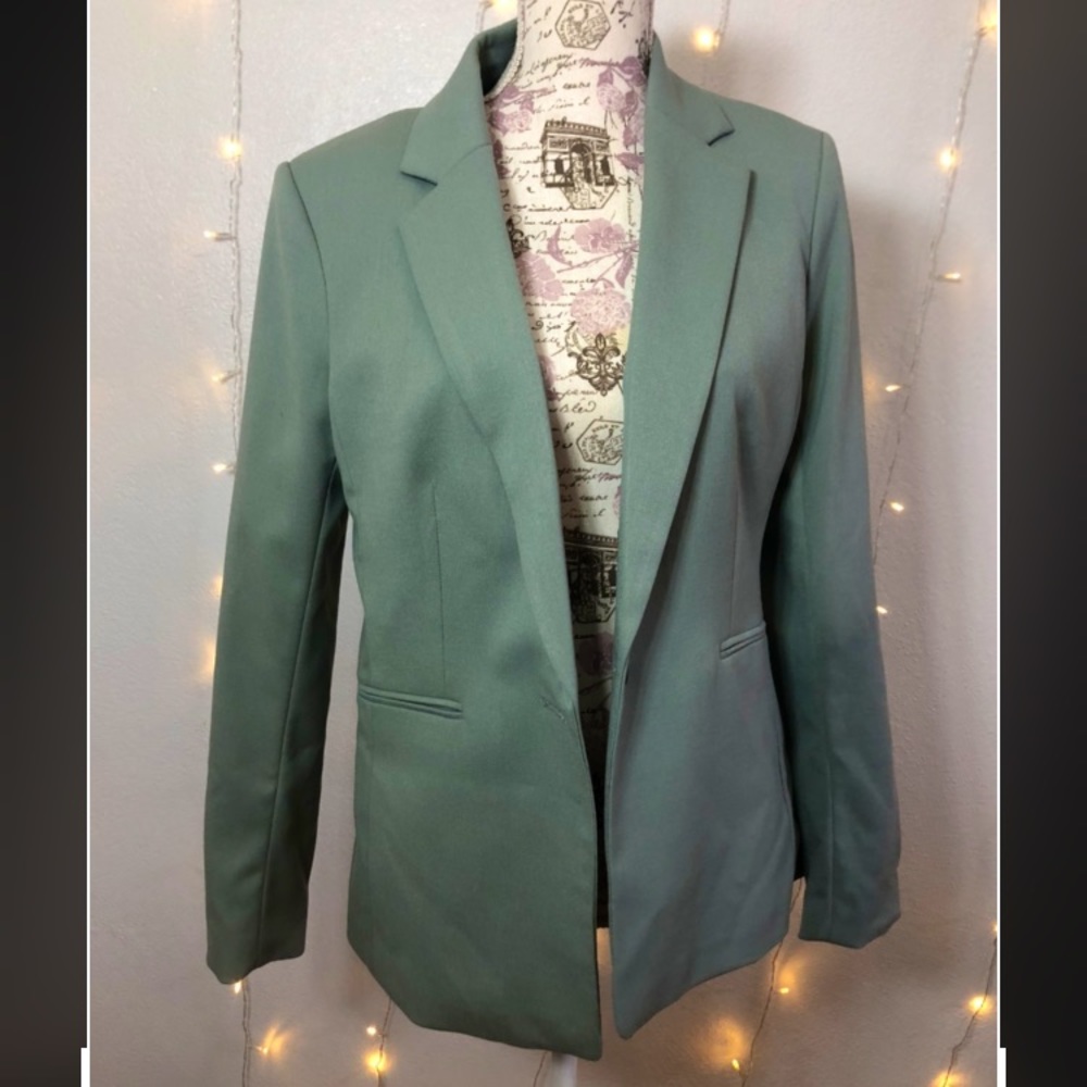 H&M Soft Green Blazer! #12